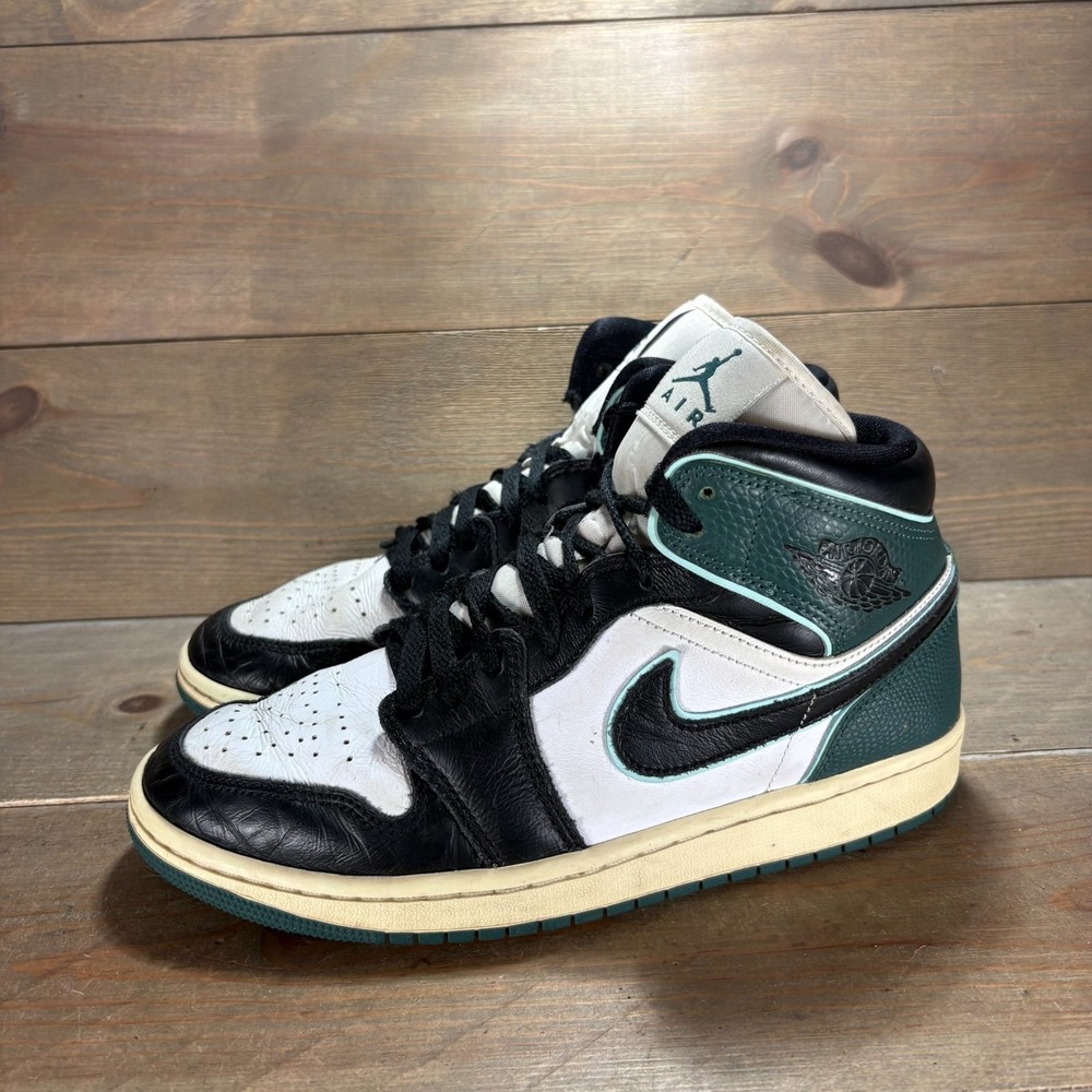 Nike Air Jordan 1 Mid Womens size 8.5 shoes green Basketball sneakers